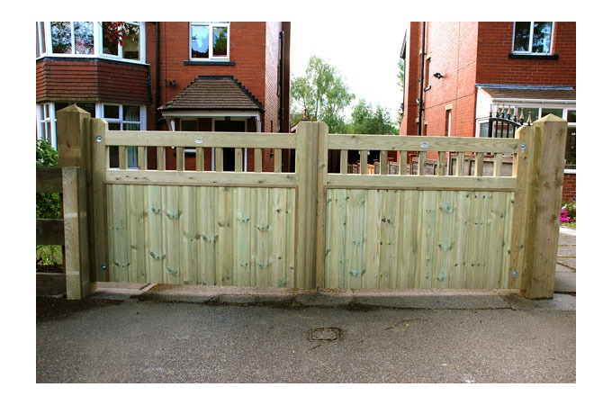 Fencing in Leeds Local Fencing Companies in Leeds